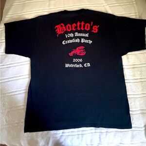 Vintage Gildan Black Ultra Cotton T-Shirt​​